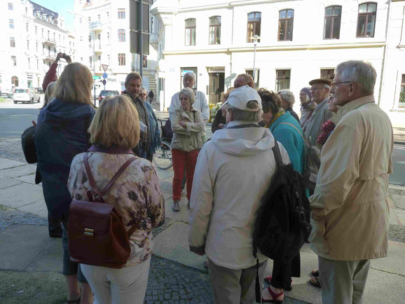 TKK-Mitglieder bei der Stadtführung durch  das Gründerzeitviertel