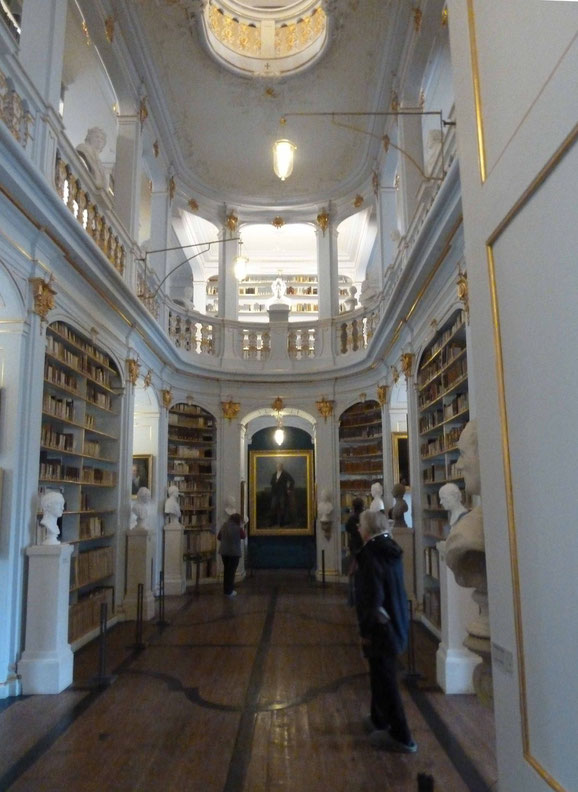 In der Herzogin Anna-Amalia-Bibliothek