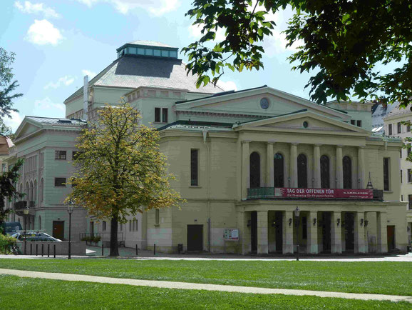 Görlitzer Theater