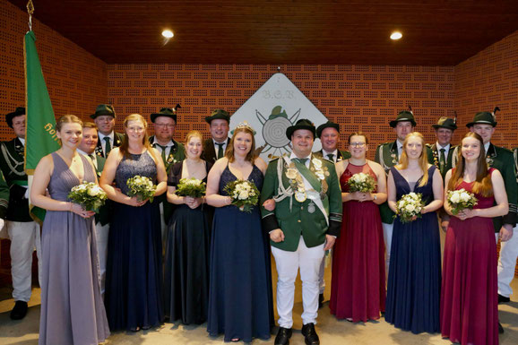 Unser aktueller Schützenthron mit unserem Königspaar Julian Beermann und Alissa Versmold