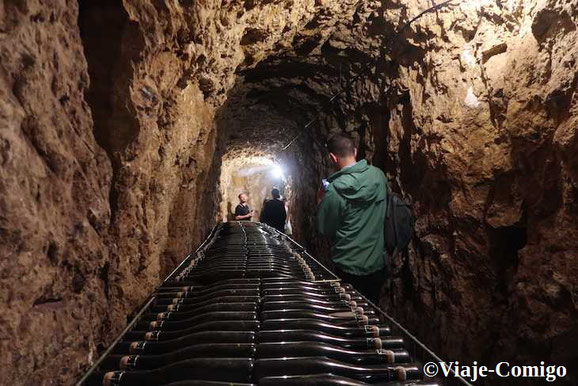 visite-cave-troglo-degustation-vin-Vouvray-Touraine-Amboise-Tours-Vallee-Loire