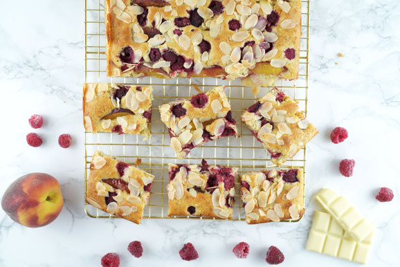 Pfirsich-Himbeer-Blechkuchen aus dem Dampfgarer.