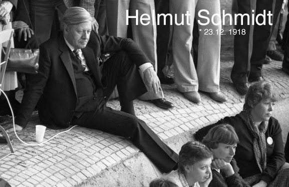 Nach Willy Brandt begleitete Hellmuth Schmidt als der folgende, prägende SPD-Kanzler von 1974-1982 die Zeit der WG-Grenzstr.