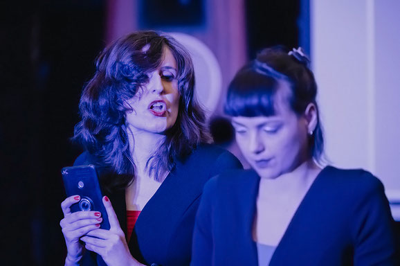 Elevator Pitch, Julia Hartig and Teresa Fellinger, chi-mashie