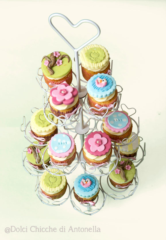 cupcakes-gufi-sweetable-dessert table-allestimenti-party-feste a tema-la spezia