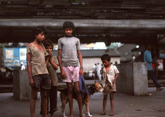 Arnold. Arnifan. January 15, 2008. Mumbai's children