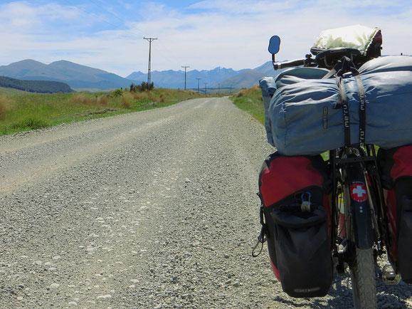 Auf dem Weg von Te Anau nach Walter Peak. Eine der schönsten Strecken, die wir in Neuseeland gefahren sind.