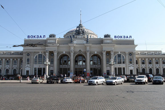 Entrada principal de la estación de Odesa