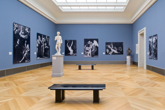 Bode-Museum, Saal 257, Fotoabzüge in Originalgrößem von Gemälden und Abgüsse von Skulpturen – alle Werke seit 1945 verschollen. Foto: Antje Voigt, Berlin