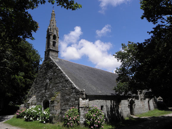 *en bretagne, Chapelle de Pont-Aven repaire des peintres