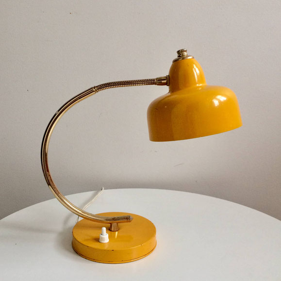 lampe cocotte jaune, lampe vintage