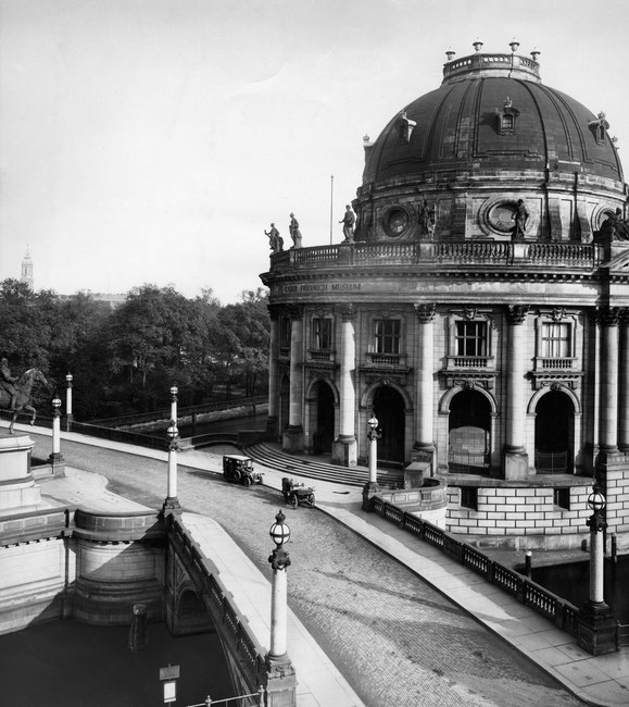 Blick auf das Kaiser-Friedrich-Museum, 1911, Foto: ZA-SMB 1.1.5.0121