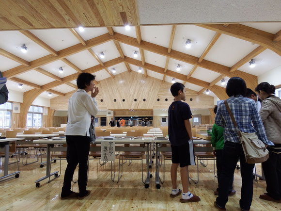 全校生徒が三食をともにすることになる食堂