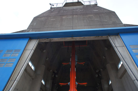 【写真2】観測ロケットはこの中から宇宙に向かって打ち上げられる