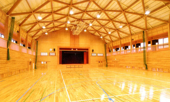 屋内運動場（中学校・高校共用）