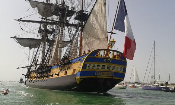 Hé oui, elle est partie voguer vers de nouvelles aventures ! Clic vers le blog de l'Hermione