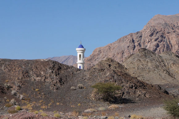Moschee und Dorf blieben hinter dem Steinwall verborgen ;-)