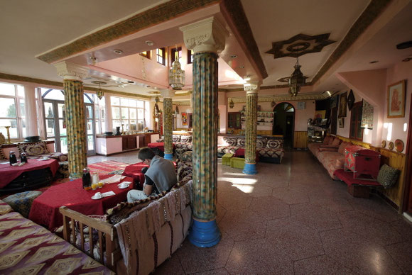 Kasbah Itto, Camping Jaafar, der Gastraum
