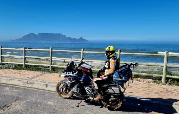 perfekte Sicht auf den Tafelberg von Bloubergstrand aus