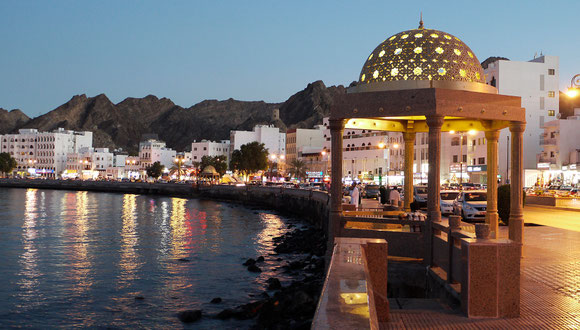 die Corniche am frühen Abend