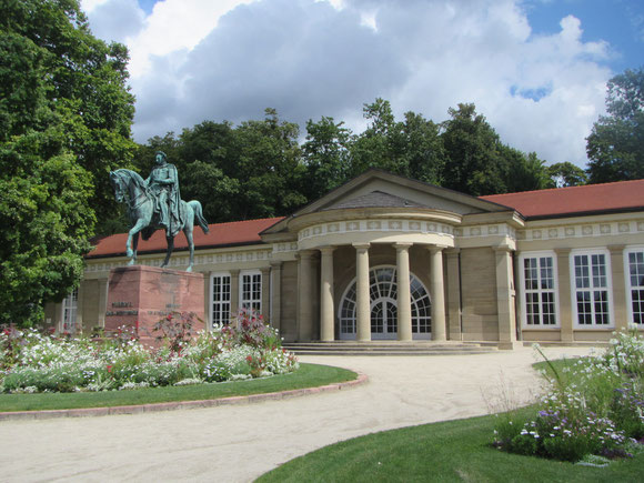 Großer Kursaal Bad Cannstatt mit Reiterdenkmal König Wilhelm I.