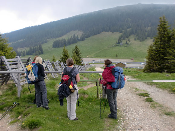 Rückblick zur Weitwandererkapelle auf der Weinebene