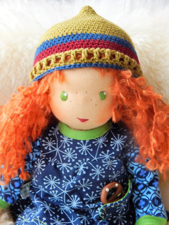 Stoffpuppe, Bio-Stoffpuppe, handgemachte Stoffpuppe, ökologische Kinderpuppe, Puppenhandwerk, Pärsch, individuelle Puppe, Wunschpuppe, Puppe passend zum Kind, organic cloth doll, companion doll, individual doll, Steiner doll