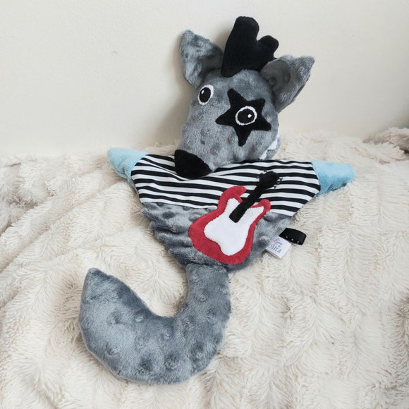 Doudou plat rocker guitare électrique fait main l' Arche de Jessica