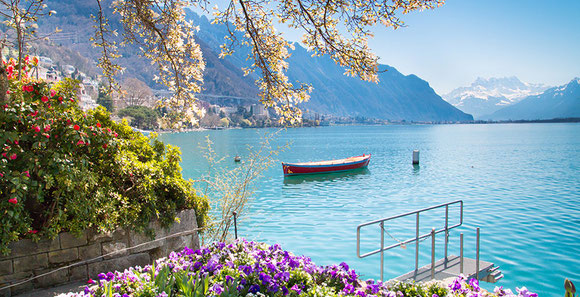 "Maischnee" im Frühling am Genfer See, Schweiz