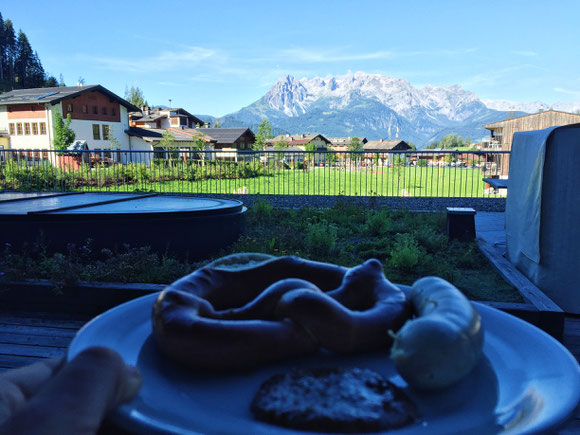 Ein zünftiges Frühstück für einen sportlichen Tag.