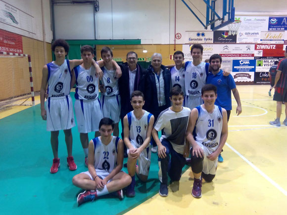 El equipo cadete de rendimiento os espera el sábado en la semifinal de la F4 (Polideportivo Alza, 18:00)