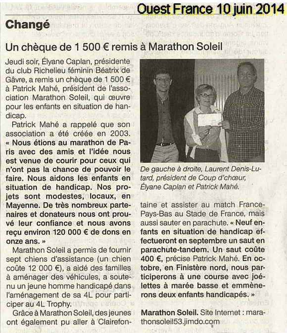 Le club Richelieu remet 1500€ au profit de Marathon Soleil. La Chorale "Coup d'Choeur" a contribué à ce don.