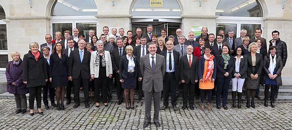 Retrouvez l'ensemble des élus du Conseil départemental de la Manche en cliquant sur l'image