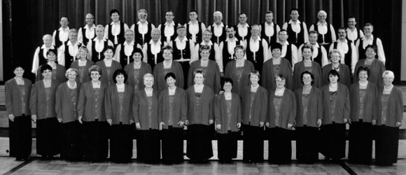 Chorgemeinschaft Hochdorf -Riet Frauen- und Männerchor im Jahr 2000