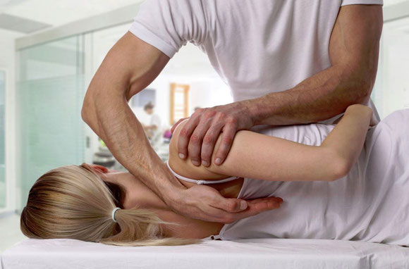 Pyhsiotherapie Santewell Basel Therapieansätze, Manuelle Physiotherapie 