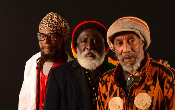 Cimarons trat bereits mit Bob Marley sowie The Clash auf und begleitete Jimmy Cliff als Backing-Band. In diesem Jahr beehrt die legendäre Roots-Reggae-Band das "Querbeat Festival". Foto: Promo
