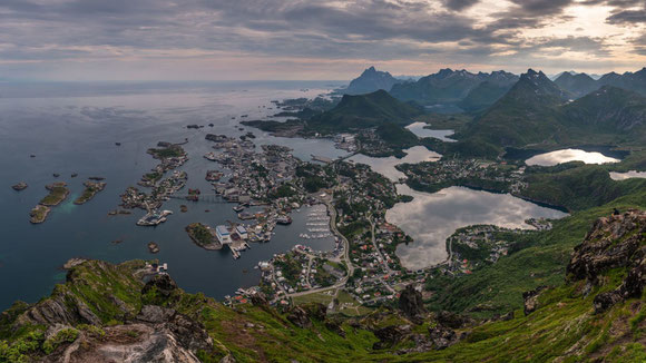 Svolvær von oben