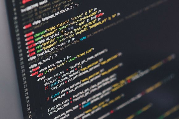 Texte html sur un écran d'ordinateur
