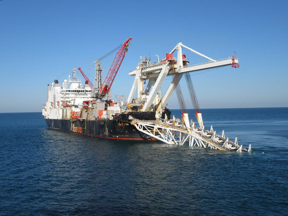 La nave posatubi di Audacia © gazprom.ru