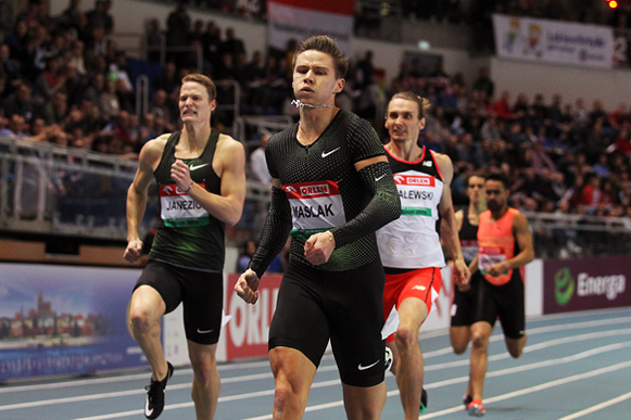 Pavel Maslak ganando los 400m en el IAAF World Indoor Tour meeting en Torun (Jean-Pierre Durand) © Copyright