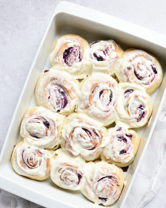Blaubeeren Schnecken mit Frischkäse-Zitronen-Frosting aus dem Thermomix