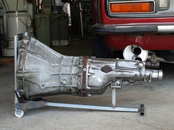 71BコンパチC α4 日産L型エンジン用マニュアルミッション 71BコンパチC α4 日産L型エンジン用マニュアルミッション