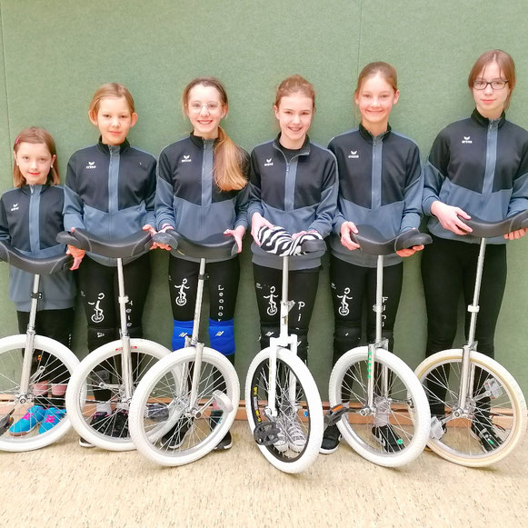 hintere Reihe (von links): Finja, Pia, Linn, Vera/ vordere Reihe (von links): Neele, Hannah, Leonore, Helene, Anouk
