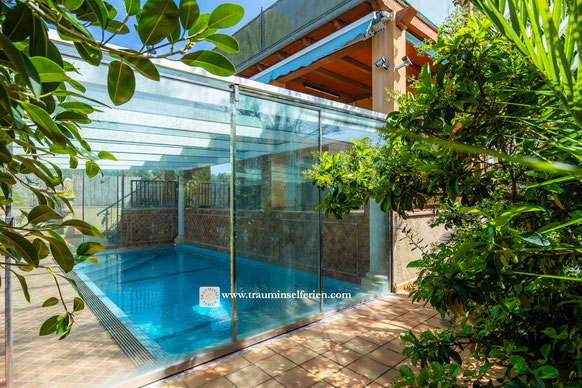 Luxusvilla in Playa de Palma mit überdachtem Pool und Fahrstuhl