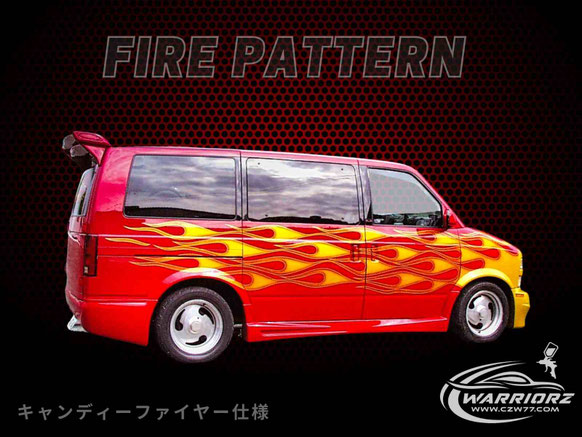 シボレーアストロバンのフルエアロキット＆ローダウン仕様車をイタリアンレッドにキャンディーゴールドでファイヤーパターン塗装でキメた画像