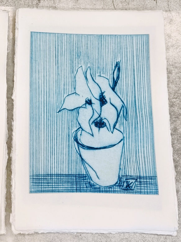 DIPLADENIA & MEISSEN PORCELAIN IN BLUE II | 2026 | 29,7 x 21 cm | drypoint on handmade white paper by Aquari Paper | edition: 3 