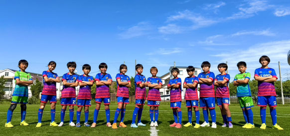 海老名市FCオリオンは、サッカーを通じてこどもたちの心をはぐくんでいきます。