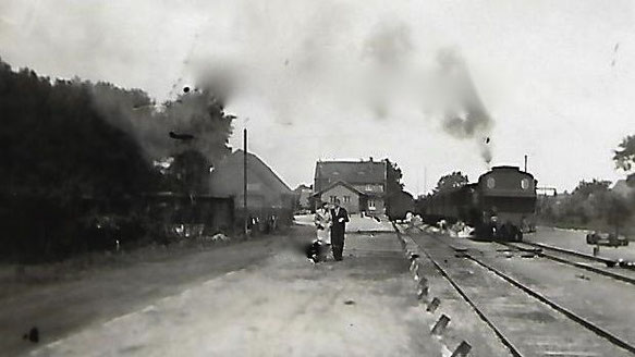 Als hier noch Dampflokomotiven verkehrten: die Ladestraße in den Anfängen (Foto: Geschichtswerkstatt)