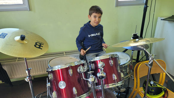 Ecole de musique EMC à Crolles – Grésivaudan : Instruments de musique, les percussions.