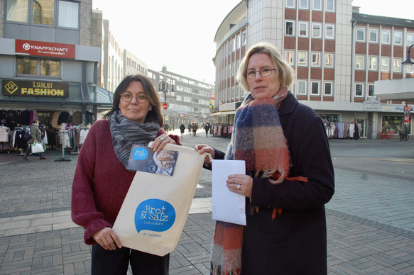 Christiane Hartung (l.) und Britta Walkowiak